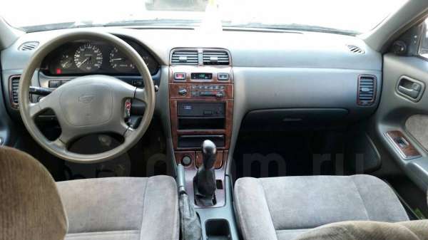 NISSAN Maxima