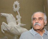 статуя свободы в Челябинске