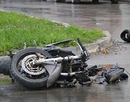 	Мотоциклист в Челябинске сбил пешехода, оба погибли