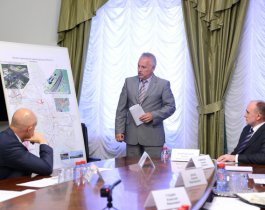 Власти Челябинска презентовали губернатору трехлетнюю программу дорожного строительства