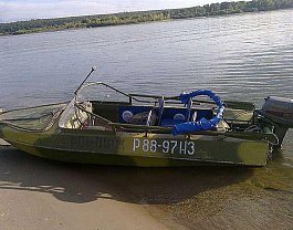 Моторная лодка убившая женщину на озере Калды, по последним данным была без водителя.