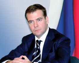 23 южноуральских педагога получат по 200 тысяч по распоряжению Медведева