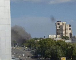 Тополиный пух стал причиной крупного пожара в центре Челябинска