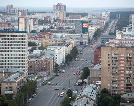«Проспект Ленина постоянно в дыму. Много там грузовиков видели?»: в Челябинске неоднозначно восприняли запрет на въезд в город большегрузов в период НМУ.
