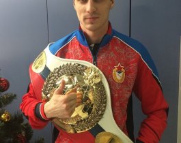 Челябинский кикбоксер Михайлов стал чемпионом России среди профессионалов