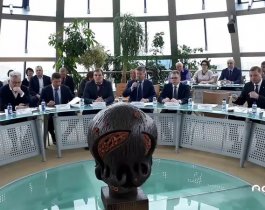 Прямая трансляция круглого стола, посвященного формированию облика Челябинска. (Прямая трансляция)