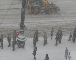 Первый снег привёл к транспортному коллапсу в Челябинске